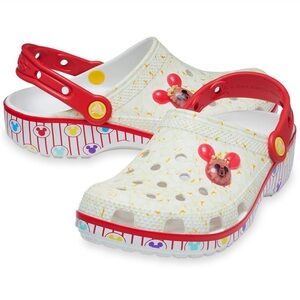 Disney parks, popcorn crocs worn once W10